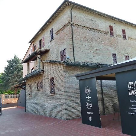 Locanda Giustini Ассізі Екстер'єр фото