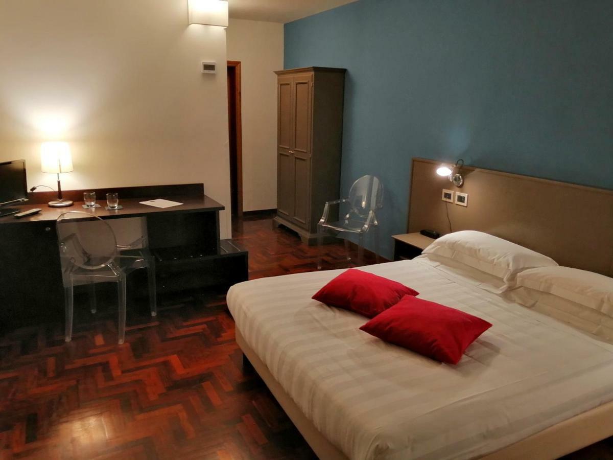 Locanda Giustini Ассізі Екстер'єр фото